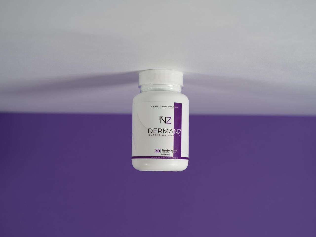 Dermanz Nutrición Capilar Suplemento Premium Frasco con 30 cápsulas
